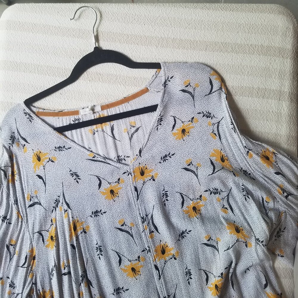 MAURICES Springtime Floral Dress Shirt Sunflower Flowy Sleeved Polka Dot Blouse